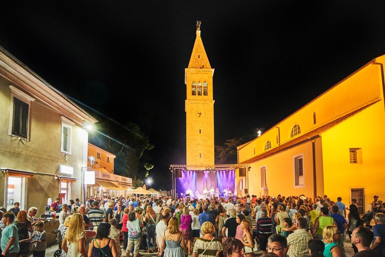 Apartments Tereza Novigrad Istria Esterno foto